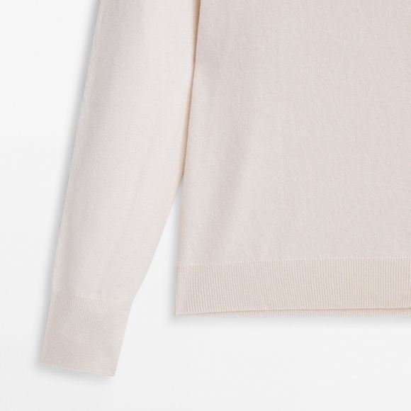 NWT. Massimo Dutti Cream Wool/Cashmere Blend Sweater with High Neck. Size S. - Picture 6 of 12